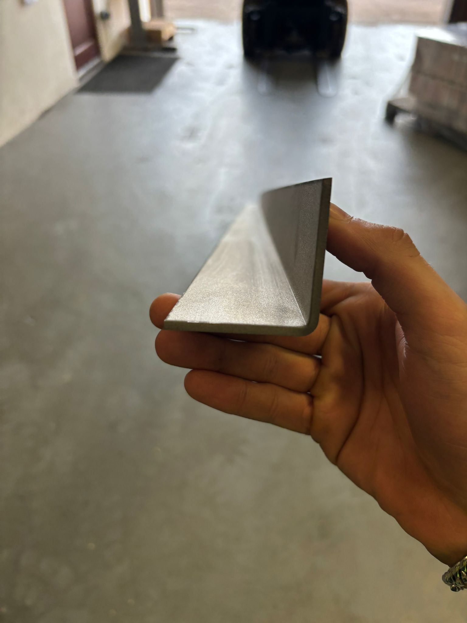 Tit angle section